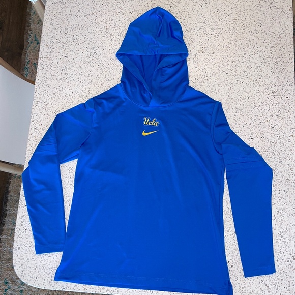 UCLA Bruins Nike DriFit Royal Blue Hoodie Size M Unisex Cursive Logo Sports - Picture 1 of 7